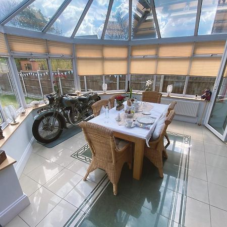 Overseal Keppel Gate B&B - Silver Birch Ensuite Room מראה חיצוני תמונה